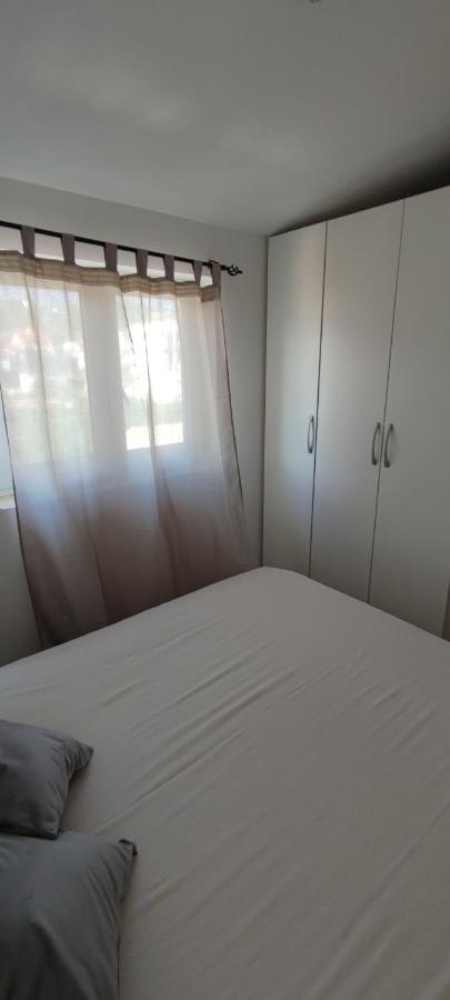 Apartman Mila Marina Eksteriør bilde